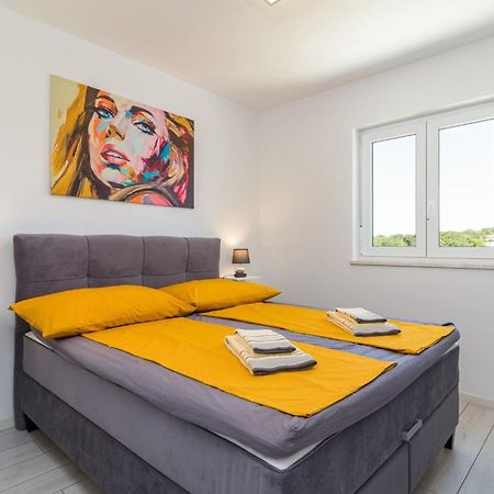Penthouse Apartment Sax Medulin Kültér fotó